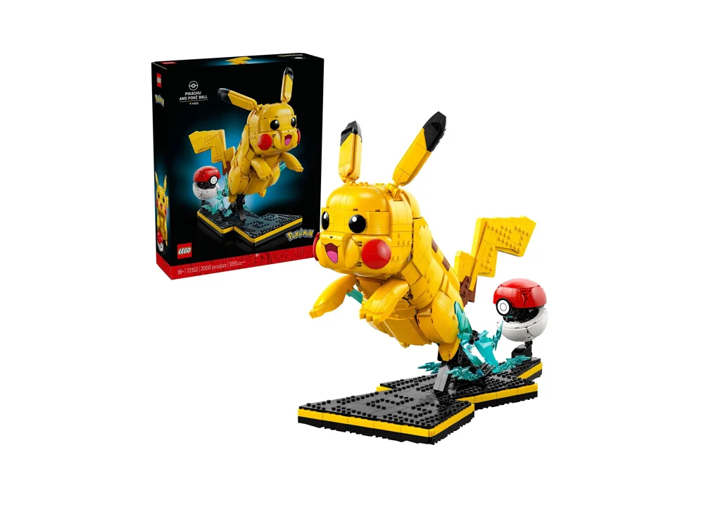 LEGO Pokémon Pikachu and Poké Ball